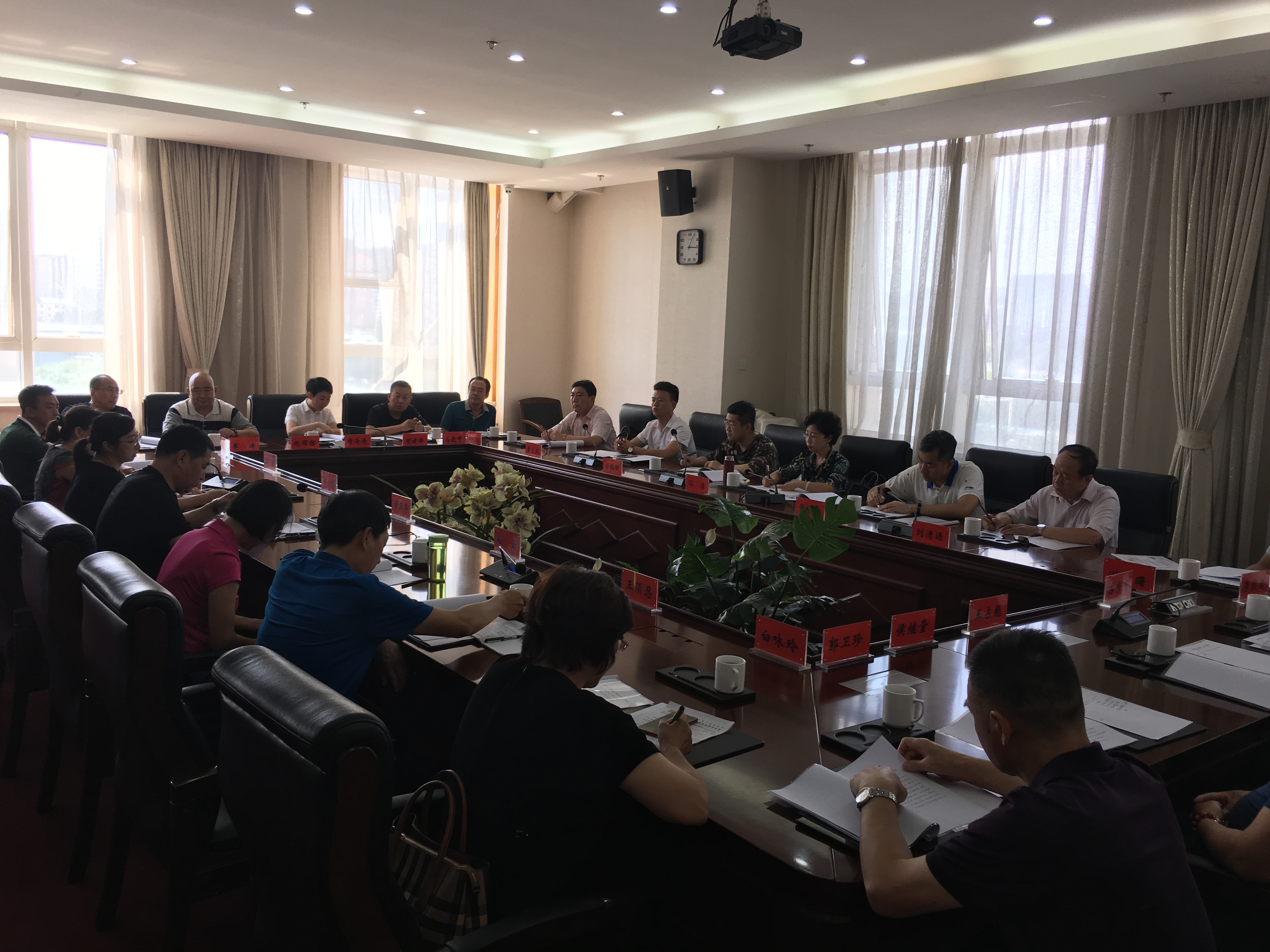 不忘初心 牢記使命 主題教育專題調(diào)研工作在呼和浩特市召開